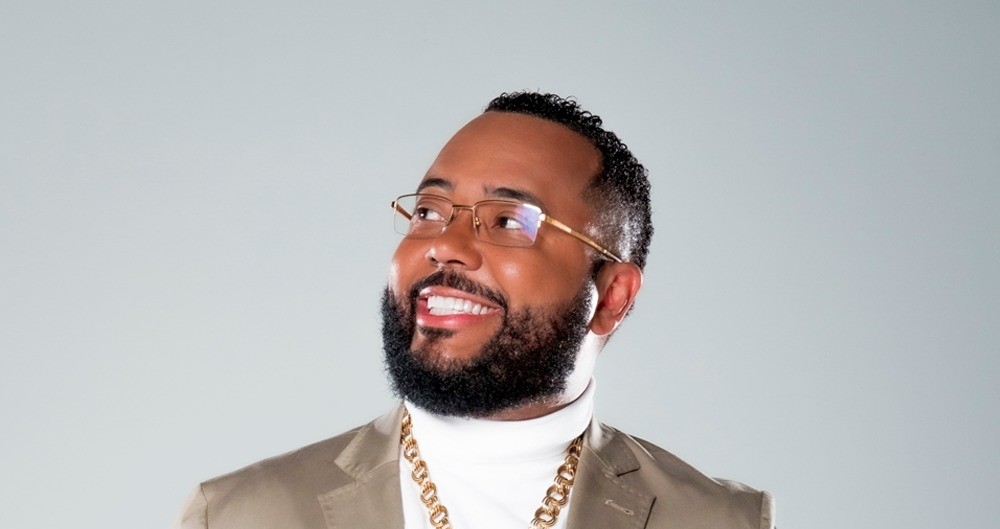 Foto do Dudu Nobre de divulgacao dos shows nos EUA